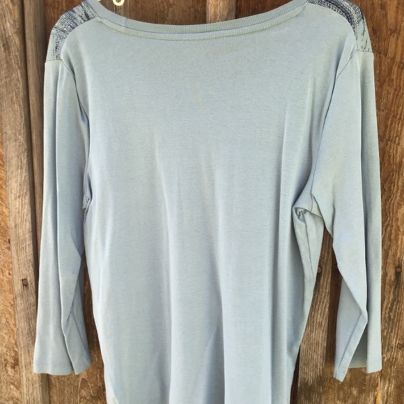 Top - Picture 2 of 2